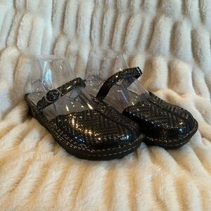 Algeria Tuscany Pewter Dazzler.